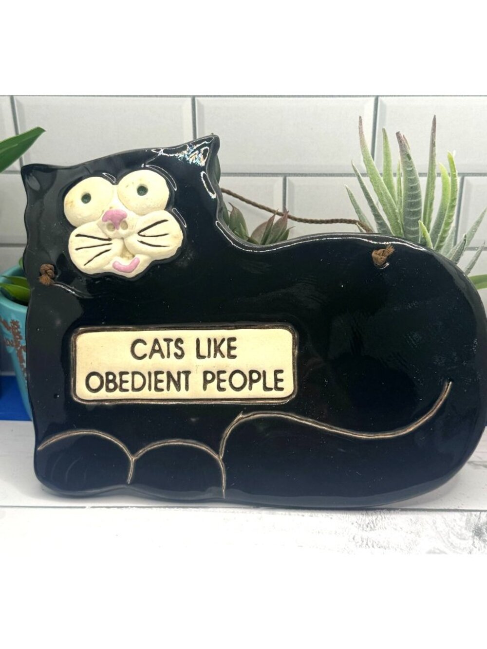 Smoky Mountain Pottery Black Cat Wall Hanging "Cats Like Obedient People" Quote